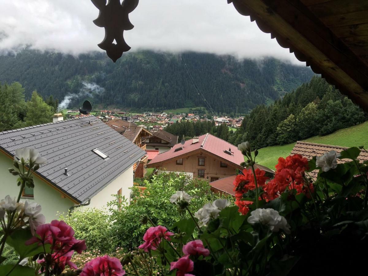 Ferienwohnung Bacher Oberkumbichl 900 Mayrhofen Bagian luar foto